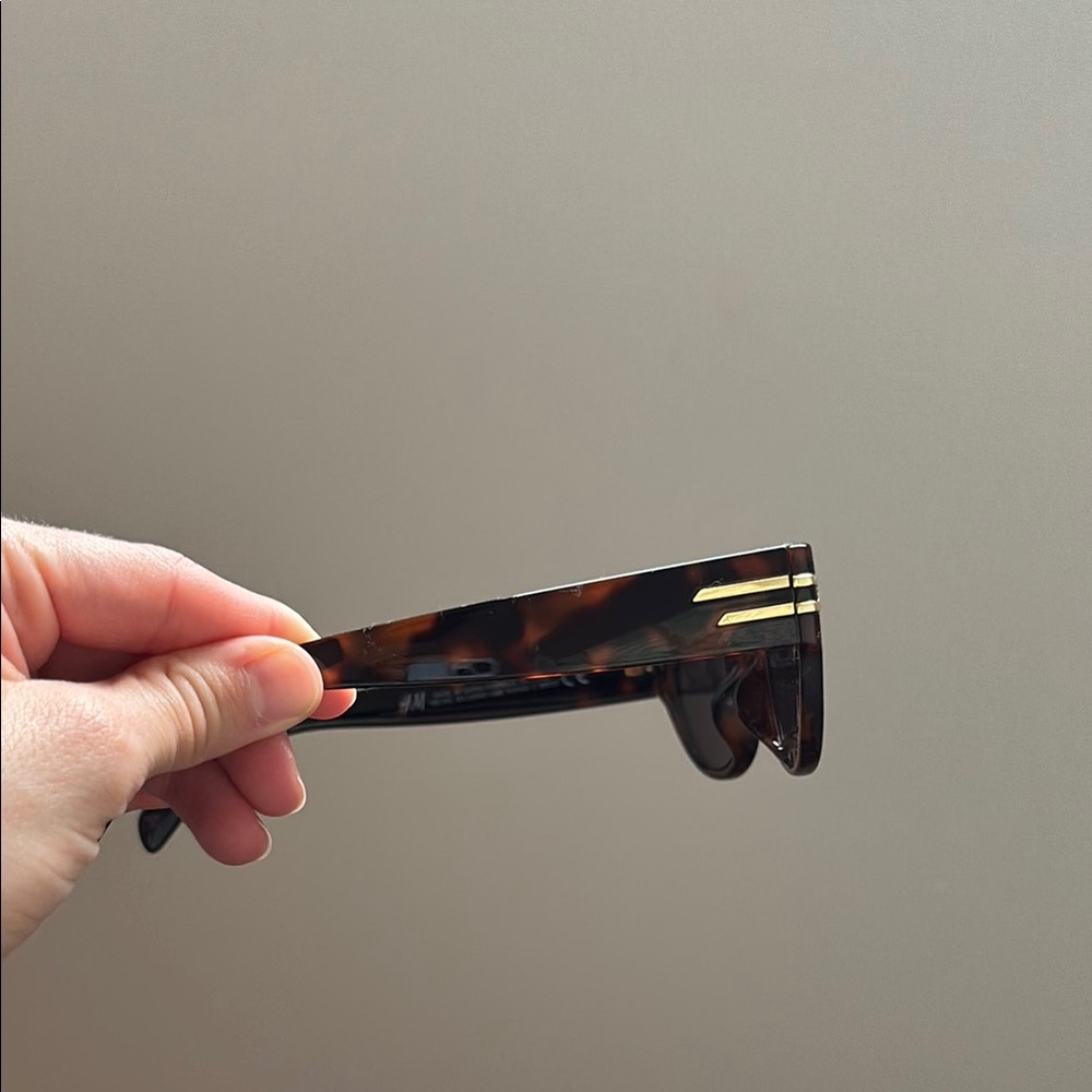 Tortoise Shell Sunglasses - Picture 3 of 3